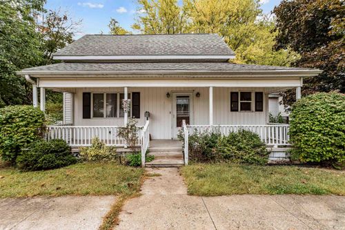 204 E Blaine St, Greentown, IN, 46936-1231 | Card Image