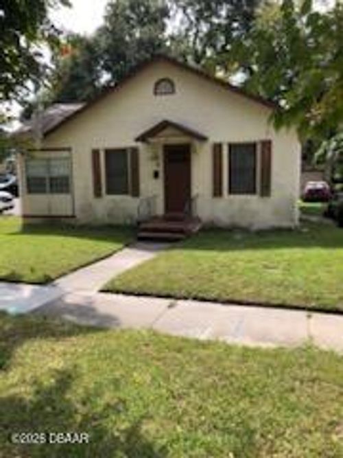 211 Live Oak Avenue, Daytona Beach, FL, 32114 | Card Image