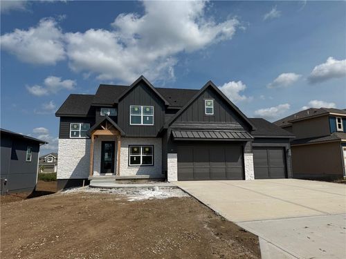 18409 Caenen St, Overland Park, KS, 66013-4519 | Card Image