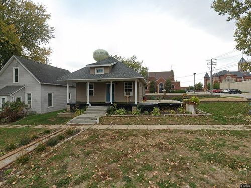 1404 11th St, Eldora, IA, 50627-1750 | Card Image