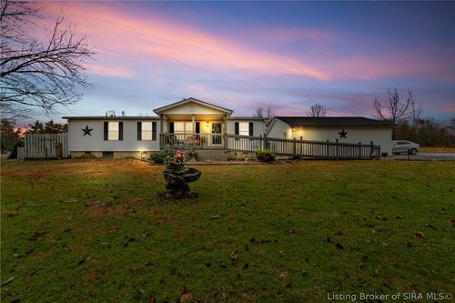 7553 E Tank Pond Rd, Nabb, IN, 47147-7066 | Card Image