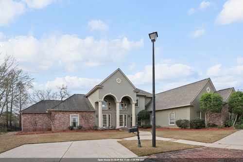 3234 Silver Sand Dr, Baton Rouge, LA, 70816 | Card Image