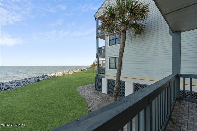 724 N Hampton Ct, Condo with 3 bedrooms, 3 bathrooms and null parking in Fripp Island SC | Image 32