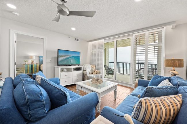 Living Room | Image 22