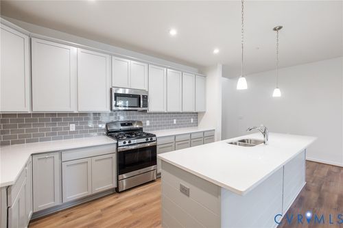102-5400 Raysdale Road, Glen Allen, VA, 23059 | Card Image