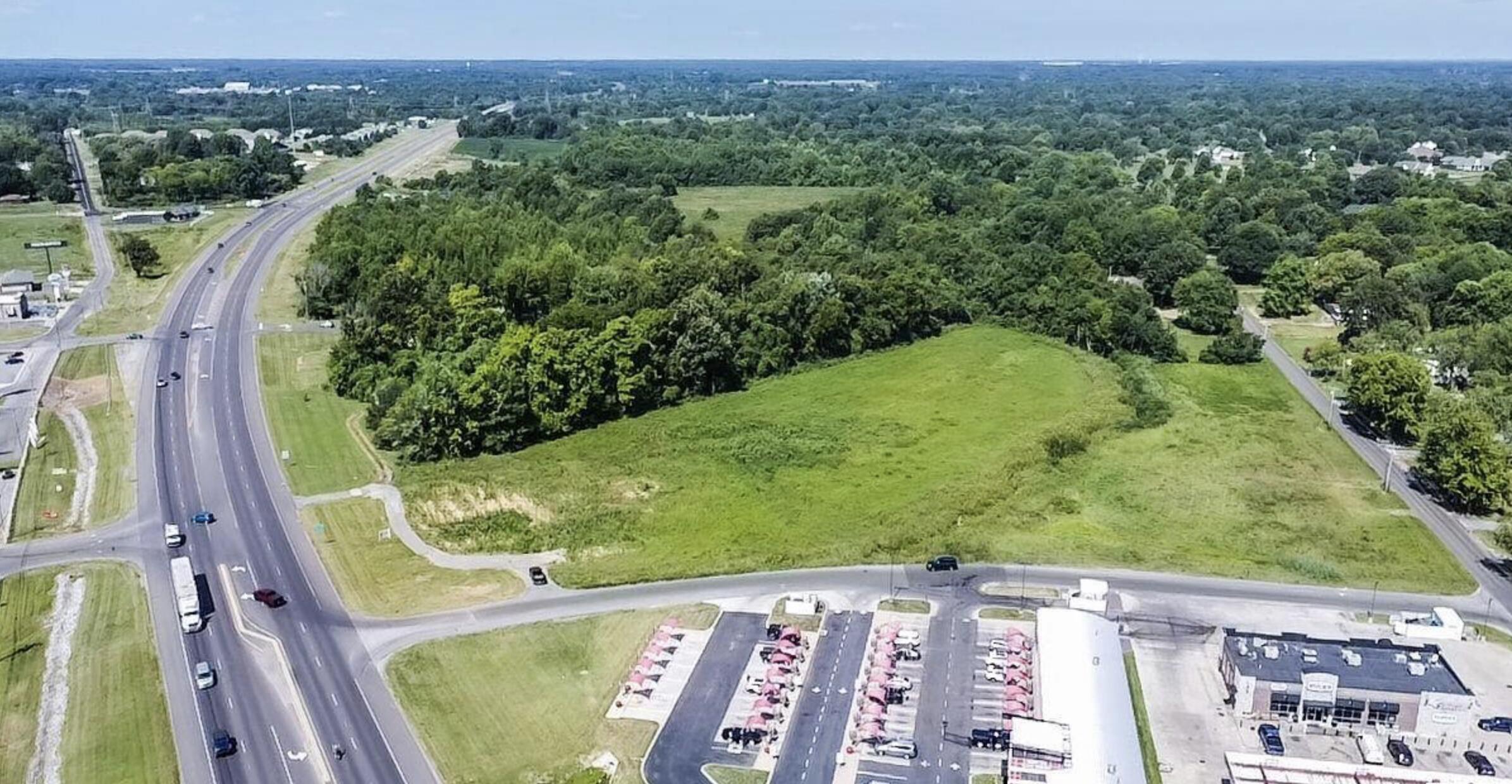 Land in Paducah 5