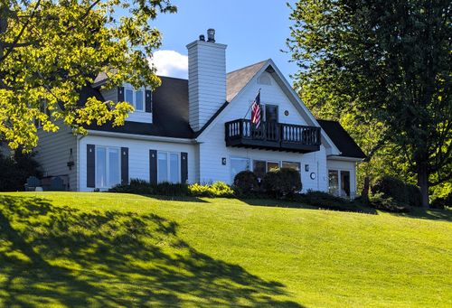 1 Brandywine Ln, Plattsburgh, NY, 12901-7028 | Card Image