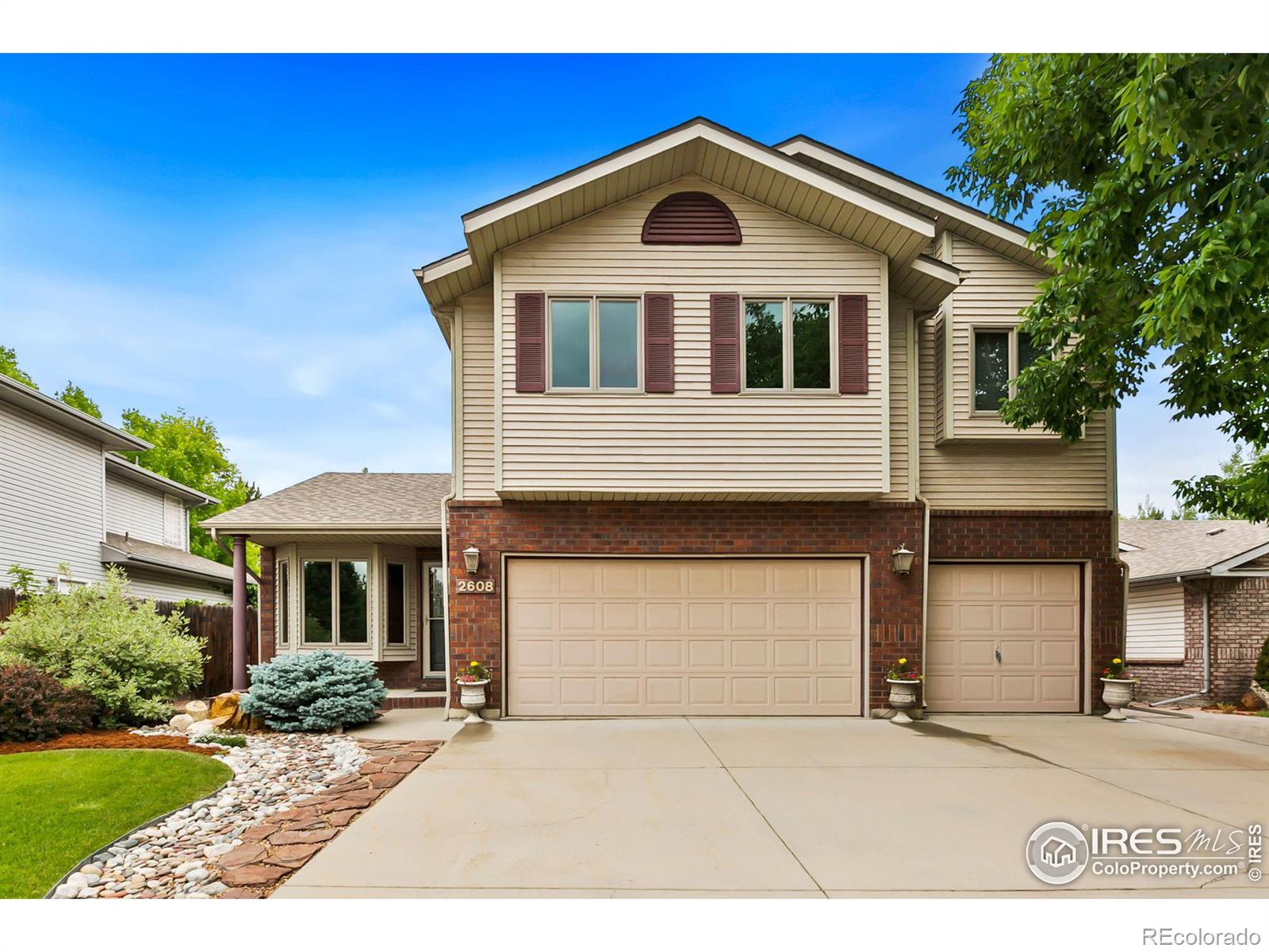 Pheasant Dr, Longmont, CO 80503
