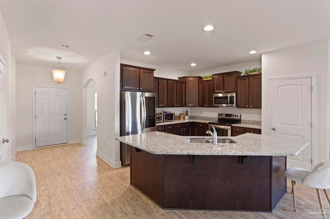 422 Chickadee St, House other with 4 bedrooms, 2 bathrooms and 2 parking in Crestview FL | Image 13