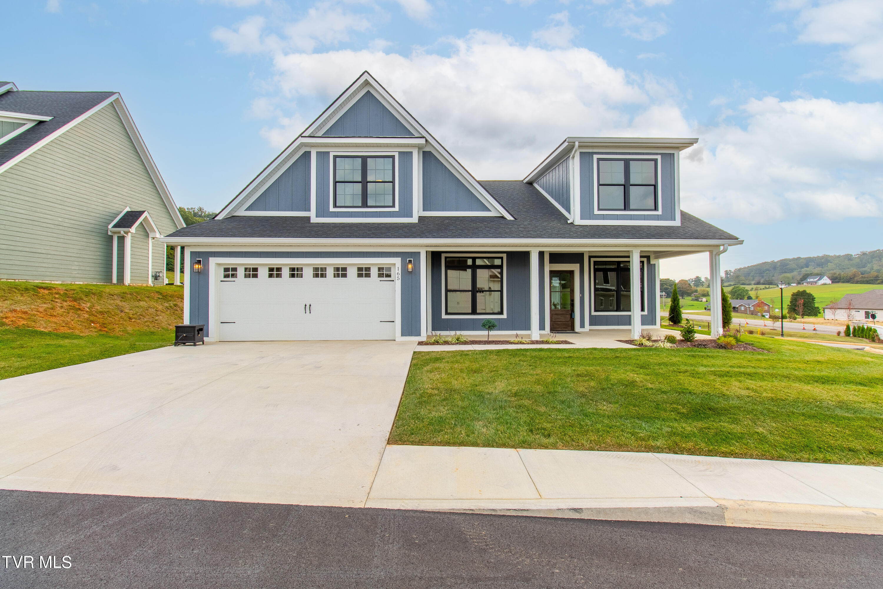 Slonaker Cir, Jonesborough, TN 37659