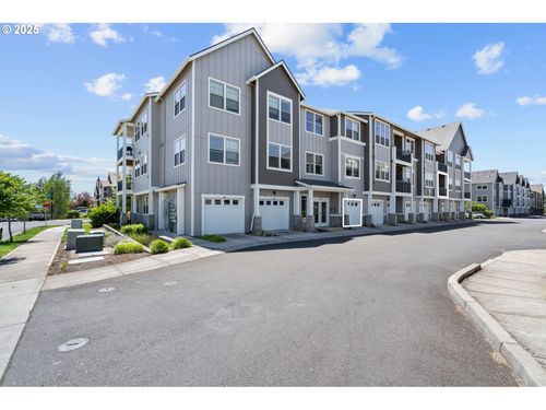 205-16322 Nw Chadwick Way, Portland, OR, 97229-7882 | Card Image