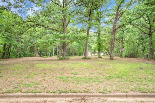 1106 Woodland St, Canton, TX, 75103-2220 | Card Image
