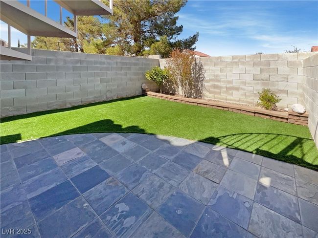 UNIT-201 - 8032 Astrology Ct, Townhouse with 2 bedrooms, 2 bathrooms and null parking in Las Vegas NV | Image 15