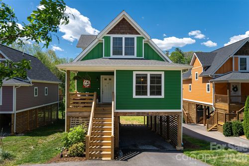 38 Old County Home Rd, Asheville, NC, 28806-9713 | Card Image