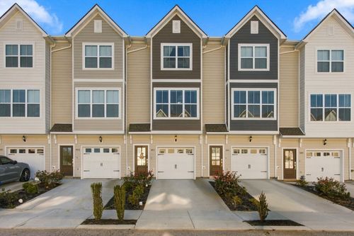 803 Taylor Dr, Chapel Hill, TN, 37034-2203 | Card Image