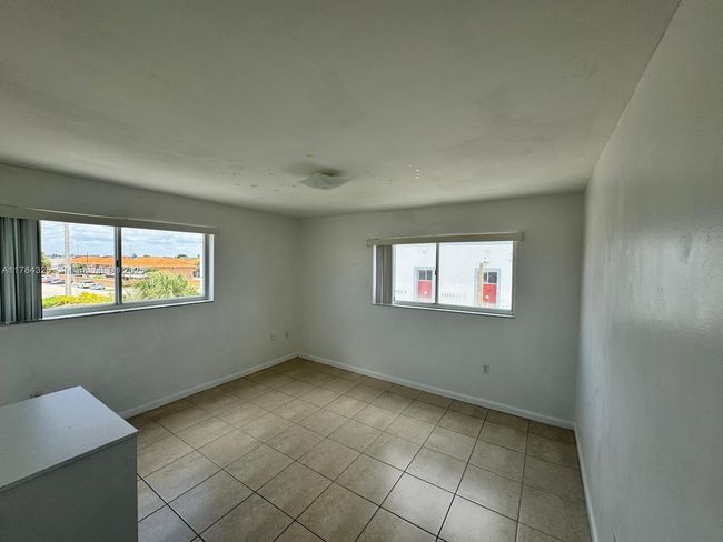 APT-201 - 2620 W 76 Th St, Condo with 2 bedrooms, 2 bathrooms and null parking in Hialeah FL | Image 13
