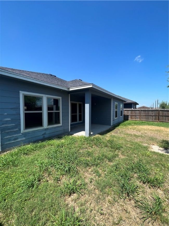 2310 Vaughn Dr, House other with 4 bedrooms, 2 bathrooms and 2 parking in Corpus Christi TX | Image 32