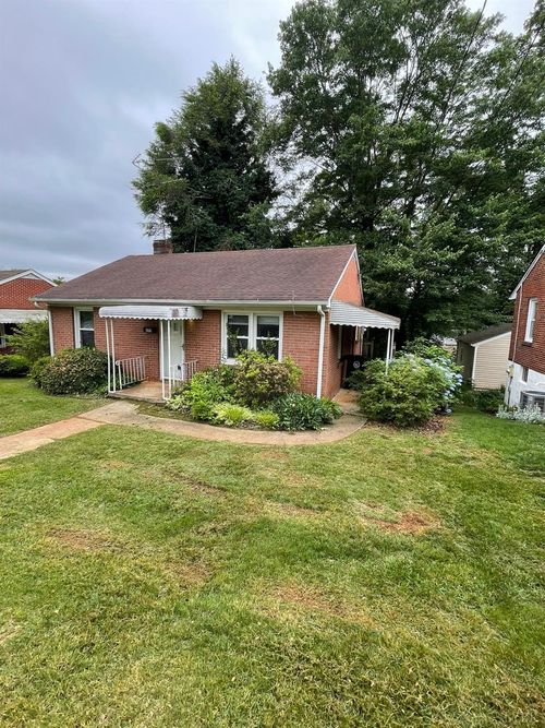 609 Hood St, Lynchburg, VA, 24501-5630 | Card Image
