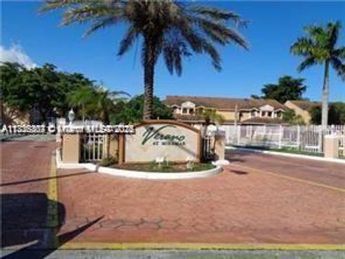 2184 Sw 80th Ter, Miramar, FL, 33025-2200 | Card Image