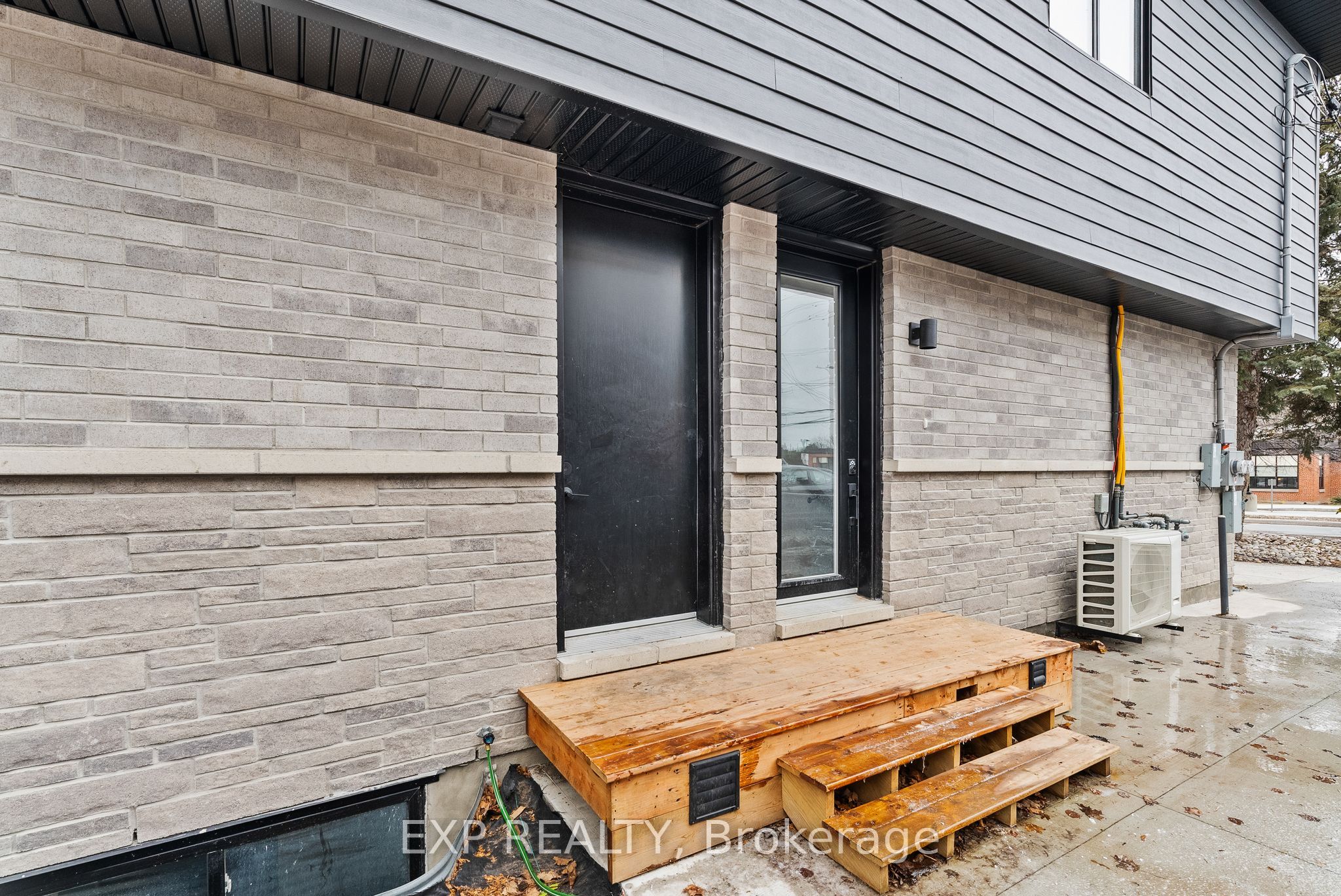 Residential in Woodroffe 5