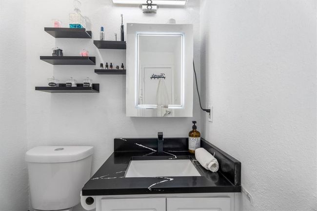 9502 - 9502 Windswept Ln, Townhouse with 2 bedrooms, 2 bathrooms and null parking in Houston TX | Image 14