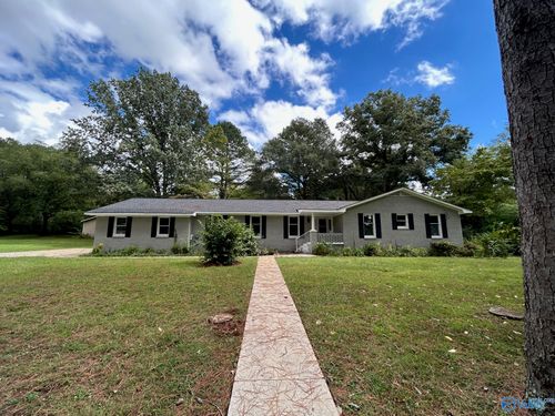 153 Jacque Jim Dr Ne, Huntsville, AL, 35810-6307 | Card Image