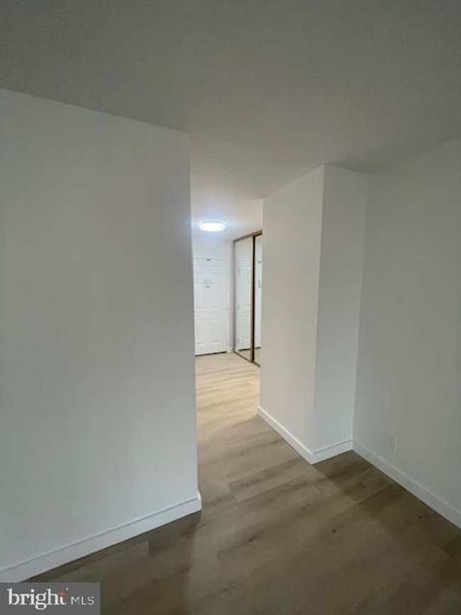 APT-114 - 5903 Mount Eagle Dr, Condo with 2 bedrooms, 2 bathrooms and null parking in ALEXANDRIA VA | Image 19