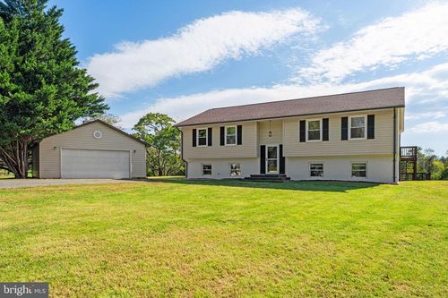 7913 Sir Topas Dr, WARRENTON, VA, 20186-8613 | Card Image