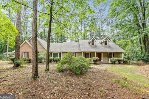 215 Longwood Dr, Jonesboro, GA, 30236-5566 | Card Image