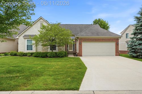 72-28101 Tremonte Dr, New Hudson, MI, 48165-8001 | Card Image