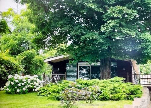 2238 Lakeshore Rd E, Oro Medonte, ON, L0L1T0 | Card Image