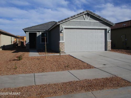 8015 S Golden Bell Dr, Tucson, AZ, 85747-0091 | Card Image
