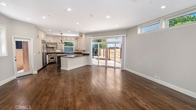 620 13 Th St, House other with 5 bedrooms, 3 bathrooms and 4 parking in Manhattan Beach CA | Image 6