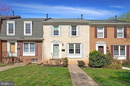 11852 Saint Trinians Ct, RESTON, VA, 20191-2724 | Card Image