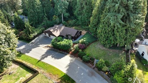 10910 198th Pl Se, Snohomish, WA, 98296-5040 | Card Image