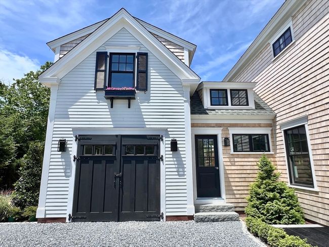 18 Bold Meadow Rd, House other with 4 bedrooms, 6 bathrooms and 4 parking in Edgartown MA | Image 6