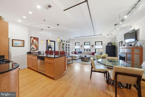 apt-101-2328 Champlain St Nw, WASHINGTON, DC, 20009-8602 | Card Image