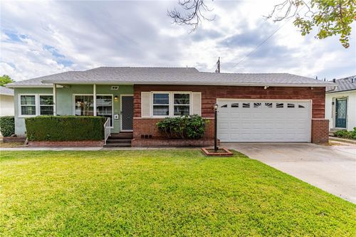 683 E 20th St, San Bernardino, CA, 92404 | Card Image