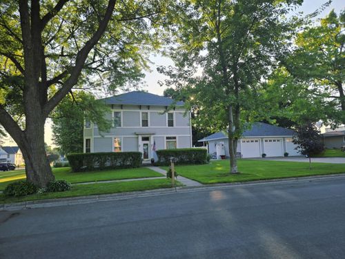 870 Jackson St, FENNIMORE, WI, 53809-1531 | Card Image