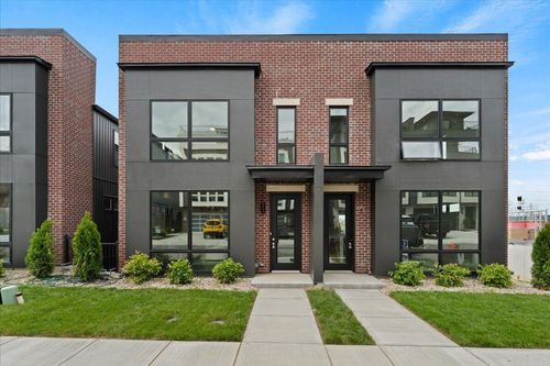 12-93 W 13th St, Newport, KY, 41071-2310 | Card Image