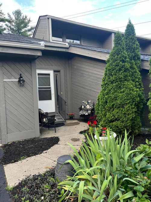 8226 Glencree Pl, Dublin, OH, 43016-9523 | Card Image
