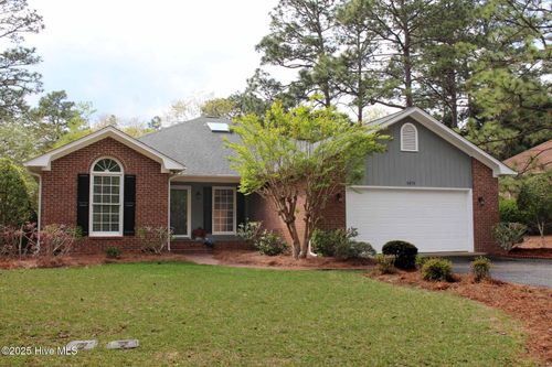 1475 Monticello Dr, Pinehurst, NC, 28374-8716 | Card Image
