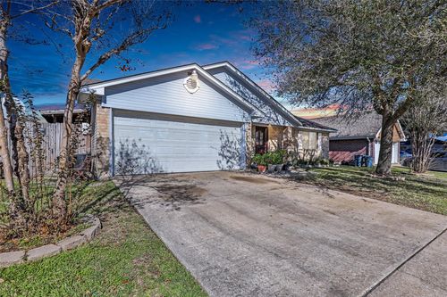 1506 Wilshire Park Dr, Houston, TX, 77038-2037 | Card Image