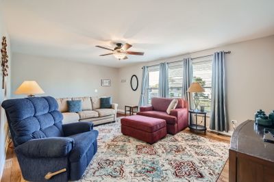 1118 - 1118 Brunswick Harbor, Home with 2 bedrooms, 1 bathrooms and 1 parking in Schaumburg IL | Image 2