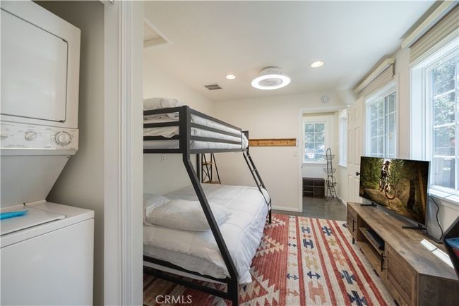 682 Maple Ln, House other with 3 bedrooms, 2 bathrooms and null parking in Sugarloaf CA | Image 20