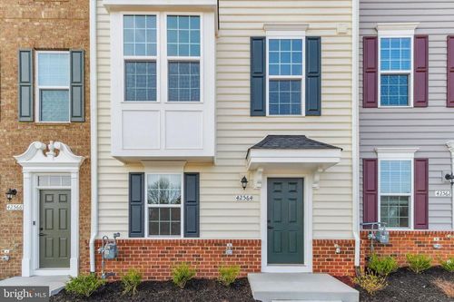 42564 Antonia Ter, STERLING, VA, 20166-2766 | Card Image