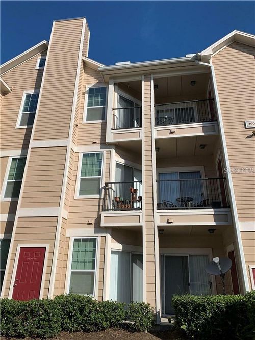 apt-102-2000 Erving Cir, OCOEE, FL, 34761-6858 | Card Image