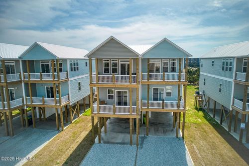 128 Sea Gull Ln, N Topsail Beach, NC, 28460-8288 | Card Image