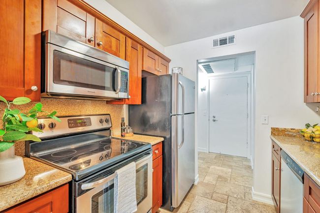 APT-101 - 490 N Civic Dr, Condo with 1 bedrooms, 0 bathrooms and null parking in Walnut Creek CA | Image 10