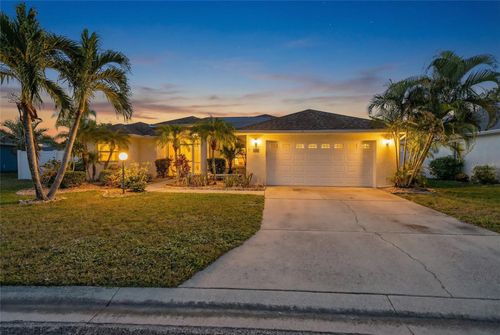 2323 Paso Fino Dr, SARASOTA, FL, 34240-8578 | Card Image